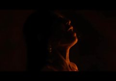 سکسی سک فیلم استمناء گربه روی نیمکت