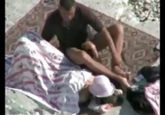 سبزه زیبا با بدن زرق و فیلم سکسی ژاپنی برق دار نشسته در دیک
