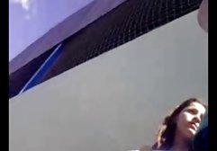 دختر بسیار بی رحمانه دو بچه را از هم جدا کرد. آنها از همه حفره های فیلمهای سکسی ایرانیان صورتی خود پشیمان نشدند و اعضای آنها را در آنجا هل دادند. دختر سعی کرد با آن مخالفت کند، اما محکم بسته شد و ادامه داد.
